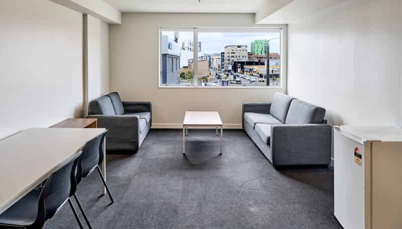 2J/242 Taranaki Street, Mount Cook