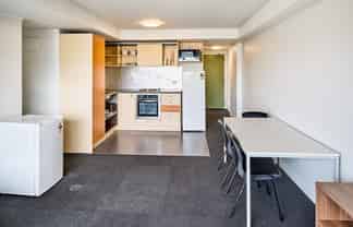 2J/242 Taranaki Street, Mount Cook