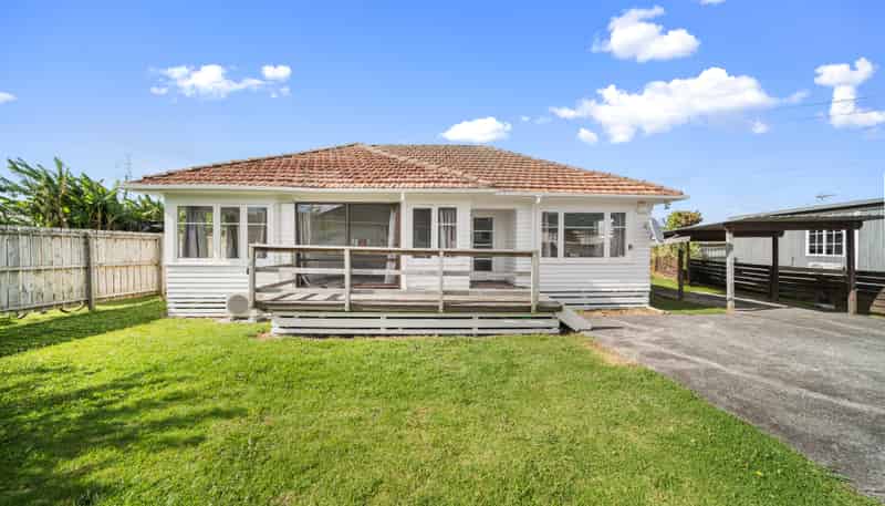 2/8 Fisher Crescent, Otara