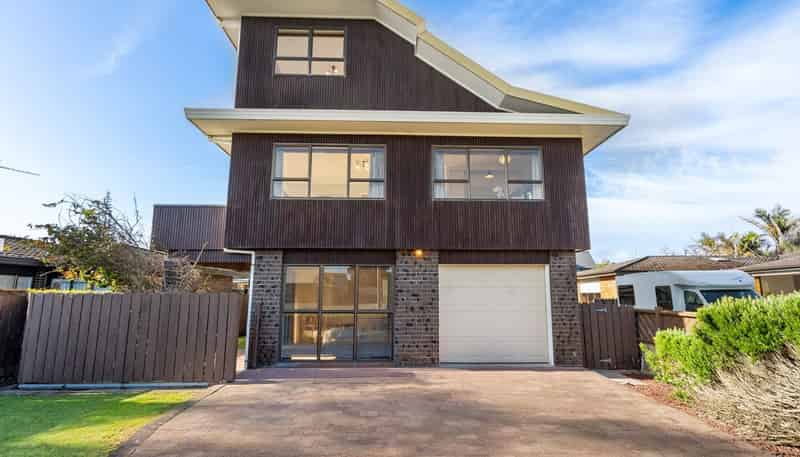 2 Empire Road, Orewa