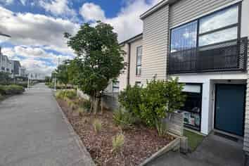 3 Kaiwawao Lane, Hobsonville