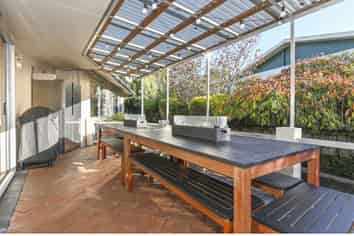 Hawkes Bay - Address withheld