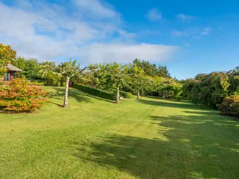 48 Blue Ridge Drive, Acacia Bay