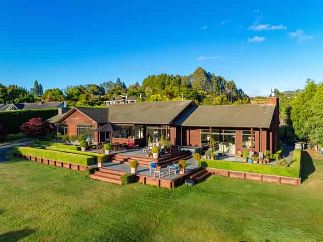 48 Blue Ridge Drive, Acacia Bay