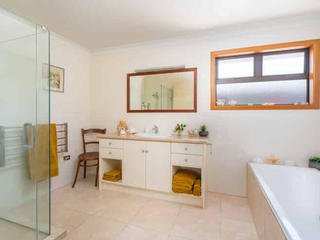 48 Blue Ridge Drive, Acacia Bay
