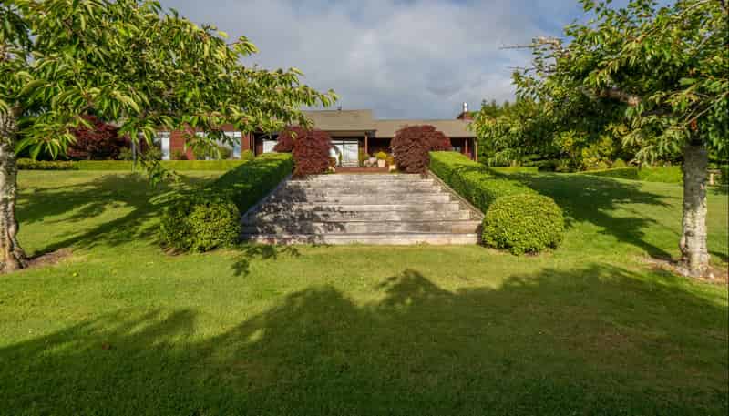 48 Blue Ridge Drive, Acacia Bay