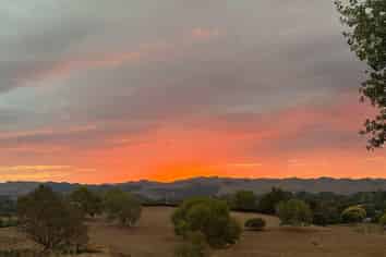 81 Jury Road, Ngahinapouri