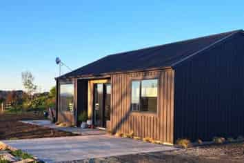 81 Jury Road, Ngahinapouri