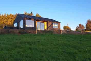 81 Jury Road, Ngahinapouri