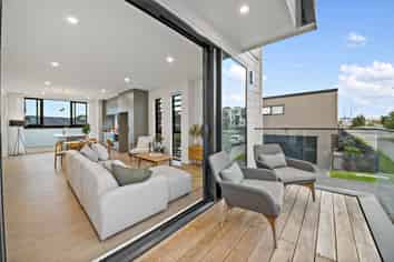 14e Tahingamanu Road, Hobsonville