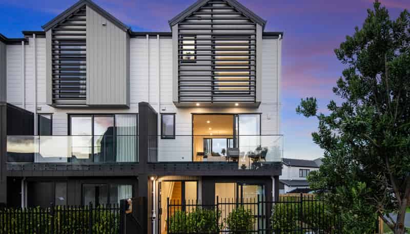 14e Tahingamanu Road, Hobsonville