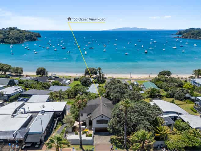 155 Ocean View Road, Oneroa
