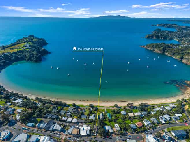 155 Ocean View Road, Oneroa