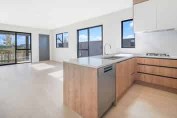 140 Kahui Parade, Karaka