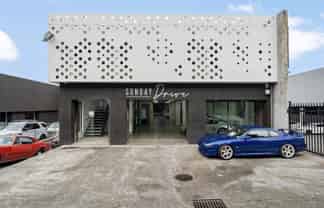 CBRE | Motivated Landlord - Penrose Best Warehouse/Showroom