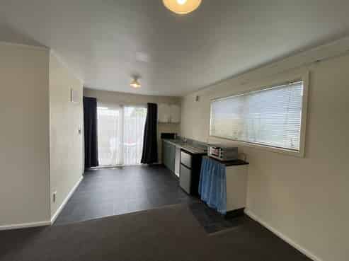 Hawkes Bay - Address withheld