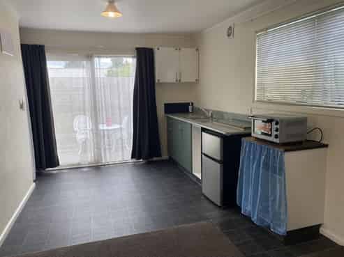 Hawkes Bay - Address withheld