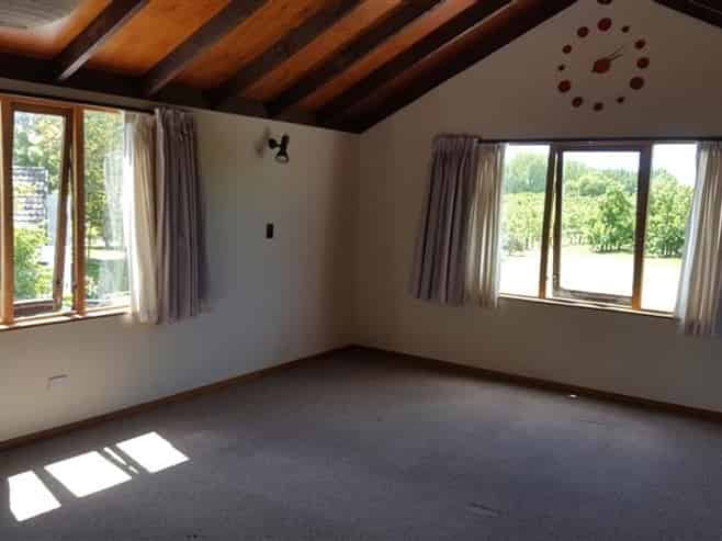 a/230 St Georges Rd, Havelock North