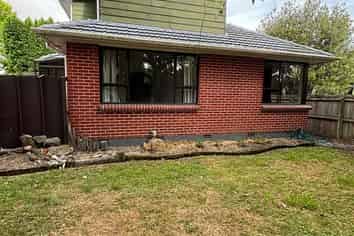 10 Oakhurst Place, Russley