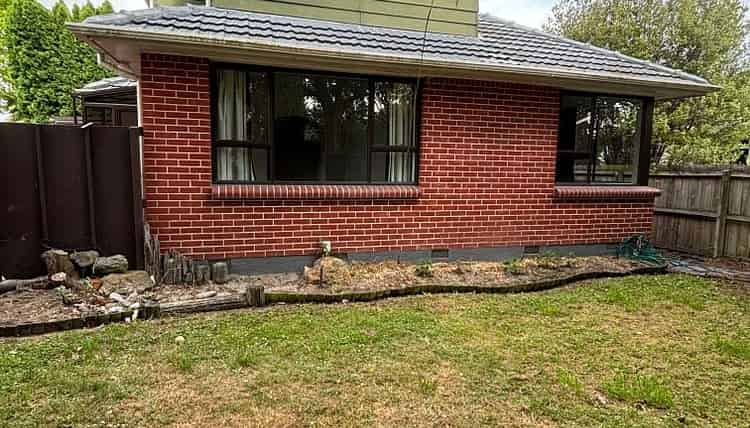 10 Oakhurst Place, Russley