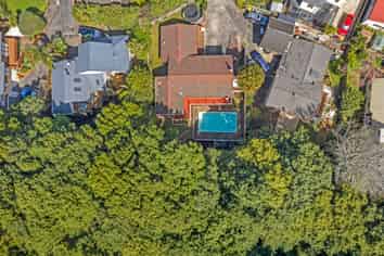 8 Deodar Place, Totara Heights