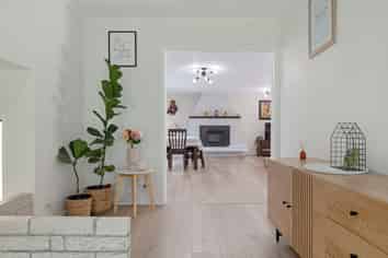 8 Deodar Place, Totara Heights