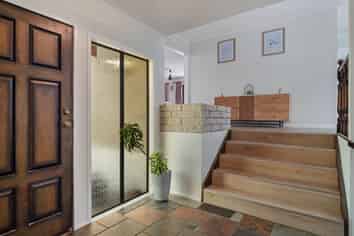 8 Deodar Place, Totara Heights