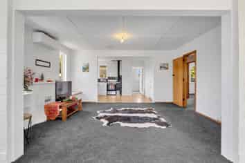 14 Bracken Street, Leamington