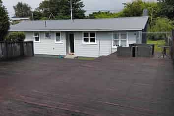 51 Edmund Road, Mangakakahi