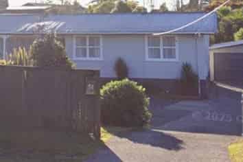 51 Edmund Road, Mangakakahi