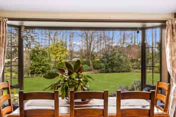 6 Glenbrae Place, Loburn