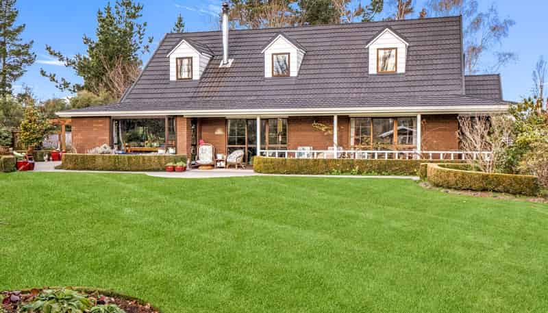 6 Glenbrae Place, Loburn