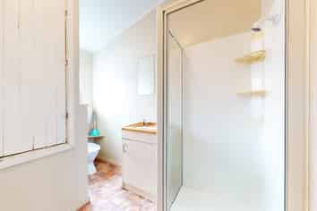 Flat 2/218 Rintoul Street, Berhampore