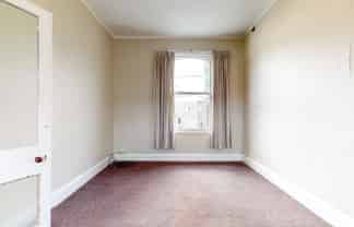 Flat 2/218 Rintoul Street, Berhampore