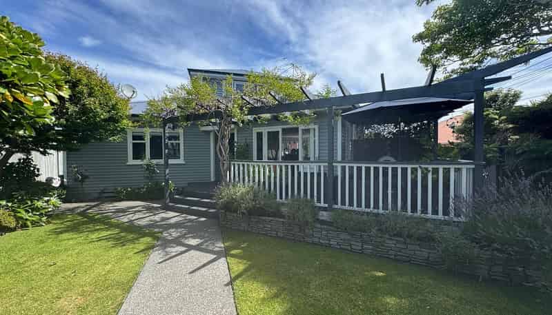 37 Garden Road, Avalon