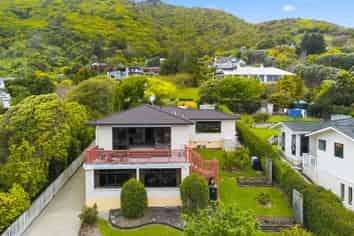 51 Kotare Street, Waikanae