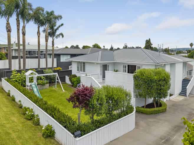 9a Hayes Ave, Greerton