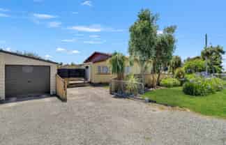 6 Dundas Road, Sanson