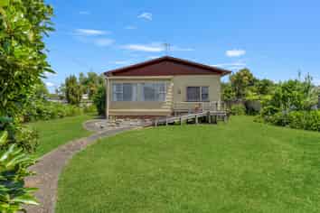 6 Dundas Road, Sanson