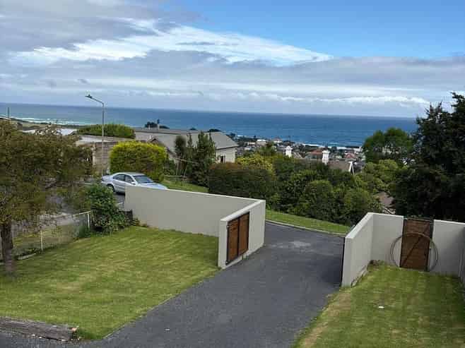 15 Seaview Terrace, Kew