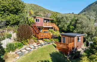 7 Webster Place, Picton