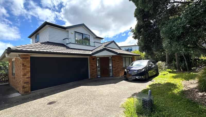 7 Lone Star Avenue, Te Atatu Peninsula