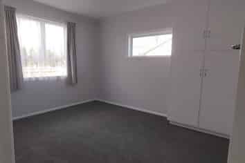 143 Bartholomew Road, Levin