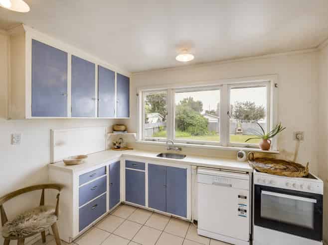 12 Trevelyan Street, Onekawa