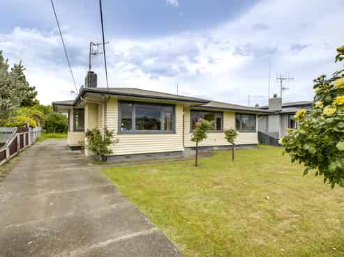 12 Trevelyan Street, Onekawa