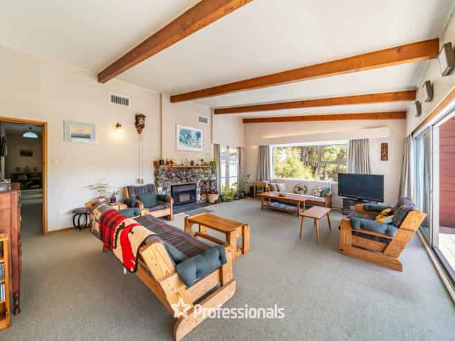 1119 Coast Road, Wainuiomata