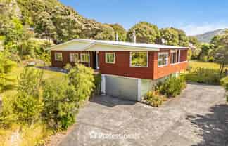 1119 Coast Road, Wainuiomata