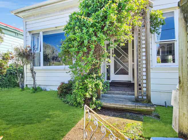 76 Wallace Street, Mount Cook