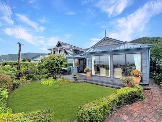 123 Marine Parade, Eastbourne