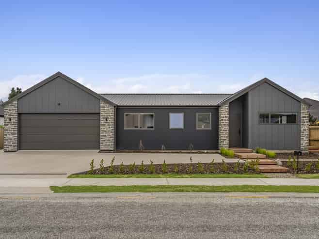 7 Onyx Street, Wanaka